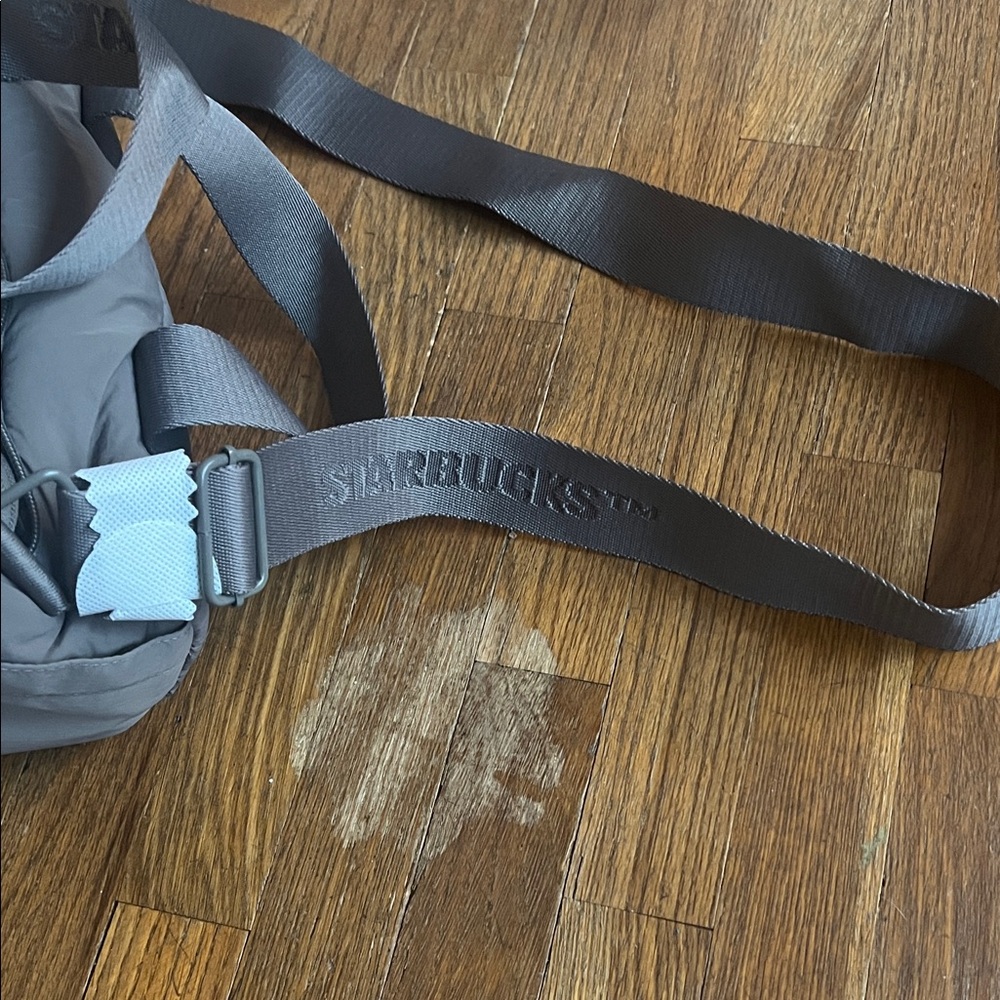 NWT!! ✨☕️Starbucks Limited Edition Duffle Bag - Asia Exclusive Product - Picture 2 of 5